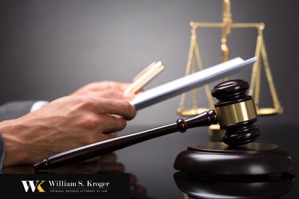 3 Theft Defense Lawyers Serving Elizabeth